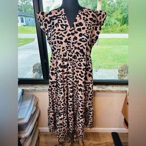 Jodifl Animal Print Midi Tiered Dress Size Medium